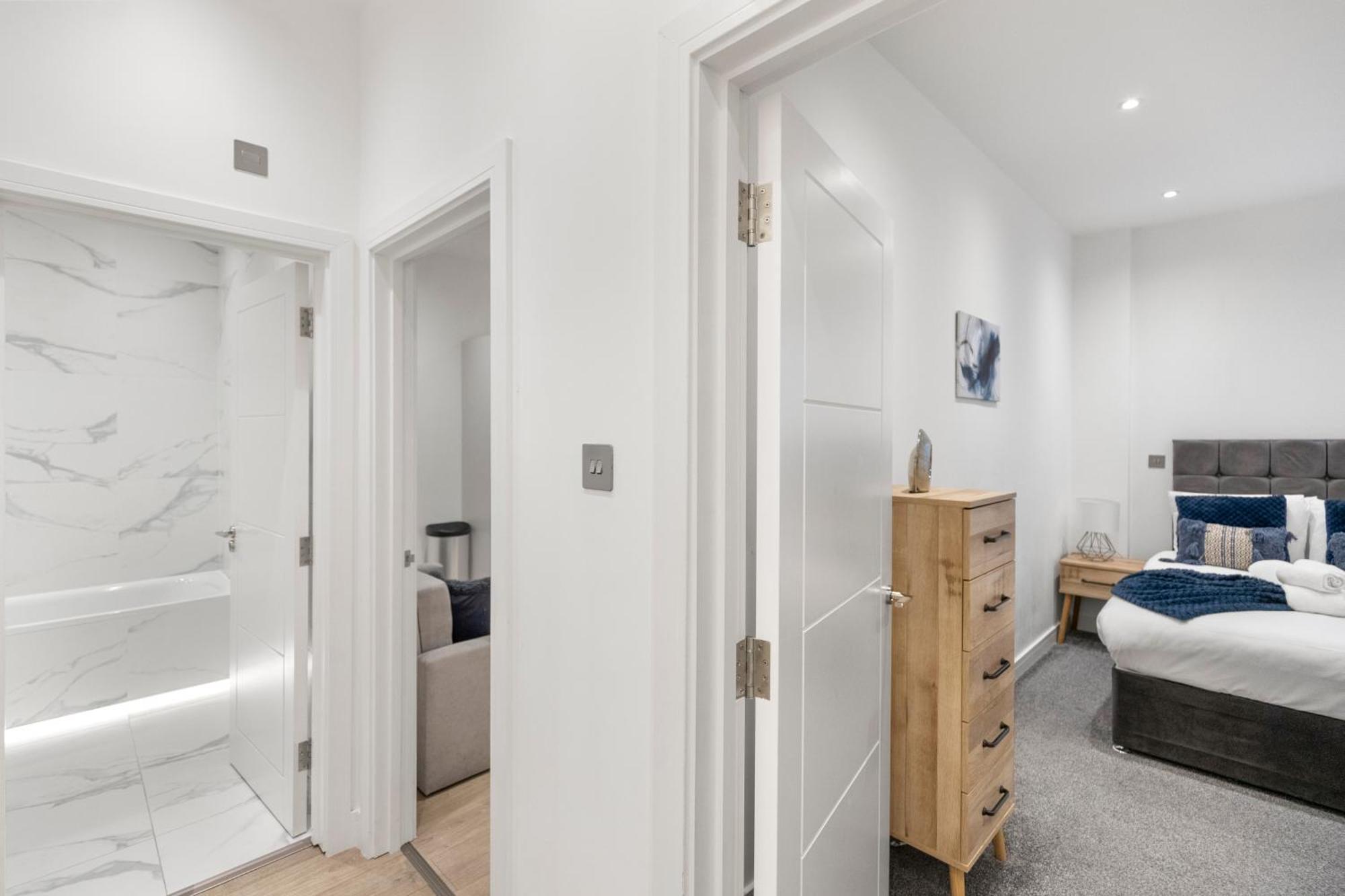 Welcoming And Spacious Apartment- Excellent Location London Eksteriør bilde