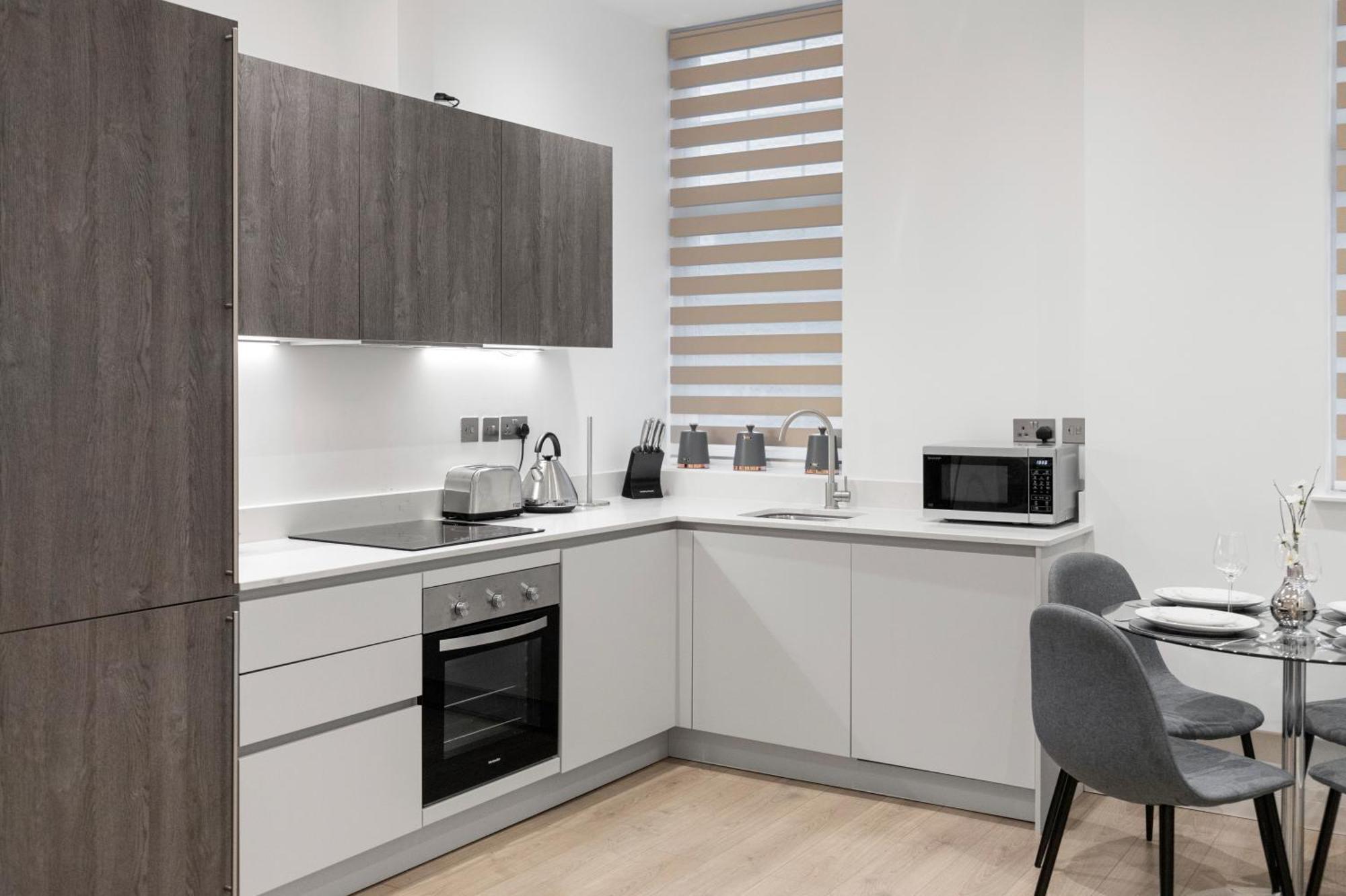 Welcoming And Spacious Apartment- Excellent Location London Eksteriør bilde