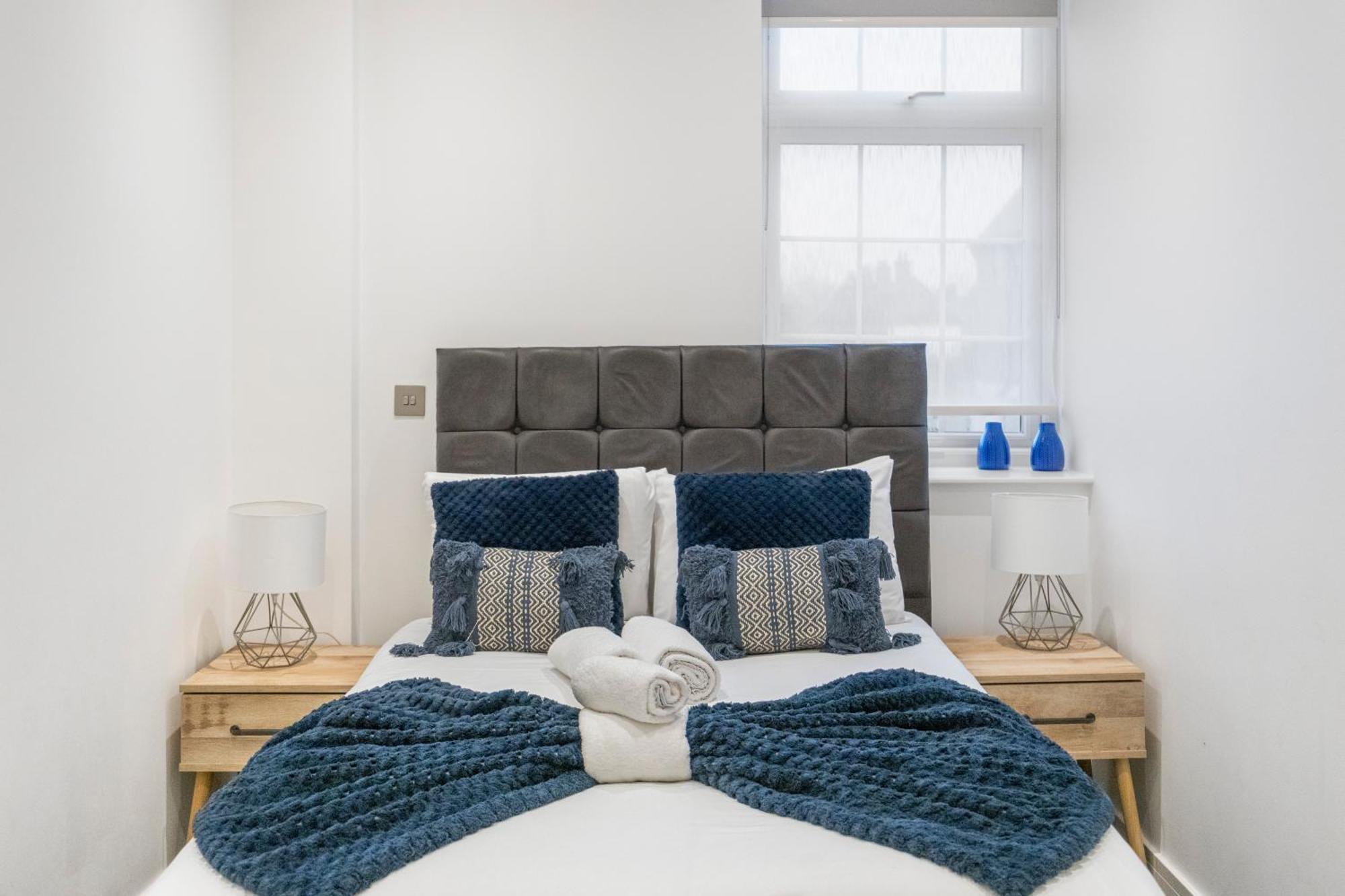 Welcoming And Spacious Apartment- Excellent Location London Eksteriør bilde